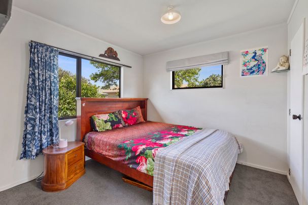 One Bedroom in Papamoa - Papamoa - Photo 1