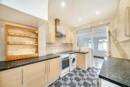 Buckleigh Avenue - Photo 2