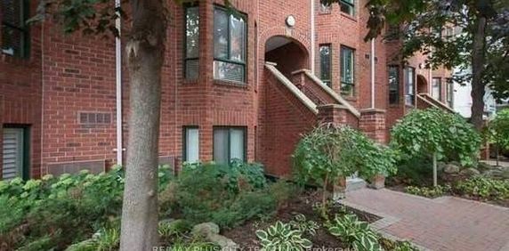 2 Bedroom, 3 Bathroom - 2-Storey Townhome - Photo 2