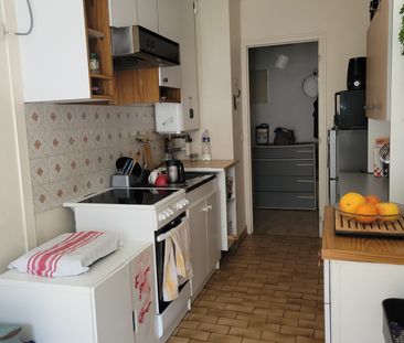 POITIERS CENTRE VILLE dans rue piétonne studio de 37 m² avec terras... - Photo 4