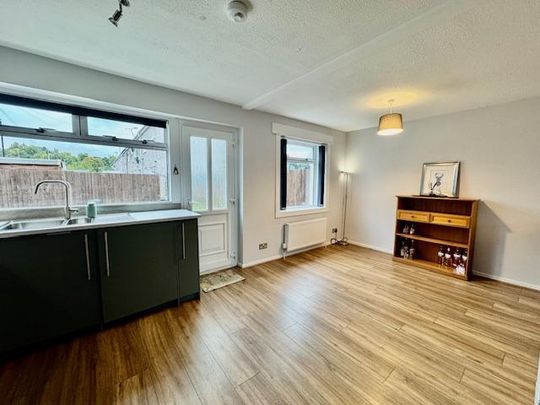 2 bedroom semi-detached house to rent - Photo 1