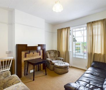 4 bedroom semi-detached house to rent - Photo 1