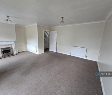 3 bedroom terraced house to rent - Photo 6