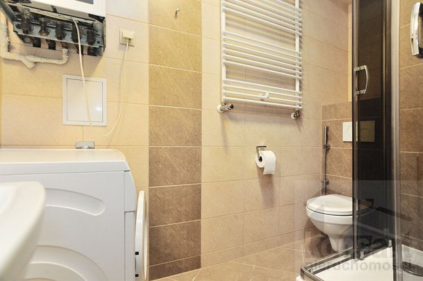 Kawalerka świeżo po remoncie - Zdjęcie 1