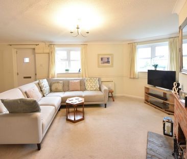 Ragstones, Oakland Way, Flackwell Heath,HP10 - Photo 2