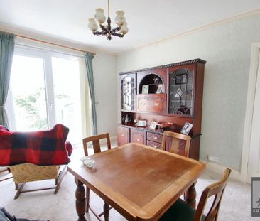 2 bedroom semi-detached bungalow to rent - Photo 4