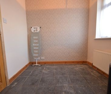 Berners Close, Slough, Berkshire,SL1 - Photo 6