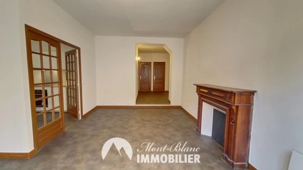 Appartement / Sallanches / 950 € - Photo 1