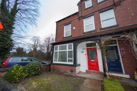 1 bedroom in a house share to rent - Photo 4