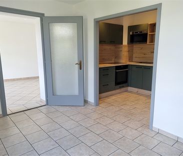 Location Appartement 4 pièces 85m² - Photo 3
