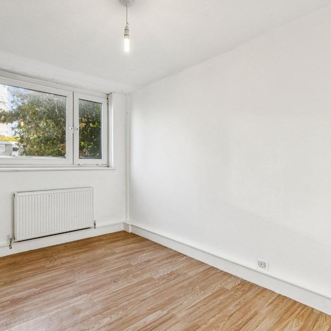 4 bedroom house to rent - Photo 1