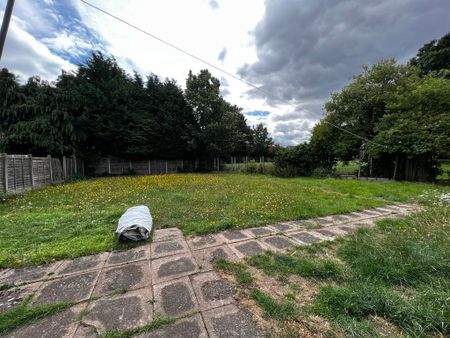 Silverton Way, Wednesfield, Wolverhampton - Photo 4