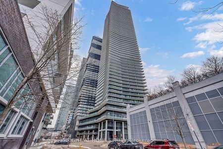 For Lease - 38 Annie Craig Drive Unit# 404, Toronto, Ontario - Photo 3