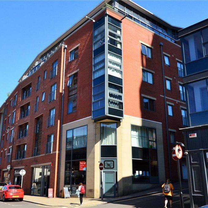 2 bedroom flat to rent - Photo 1