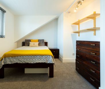 Archery Terrace, Hyde Park, Leeds - Photo 6