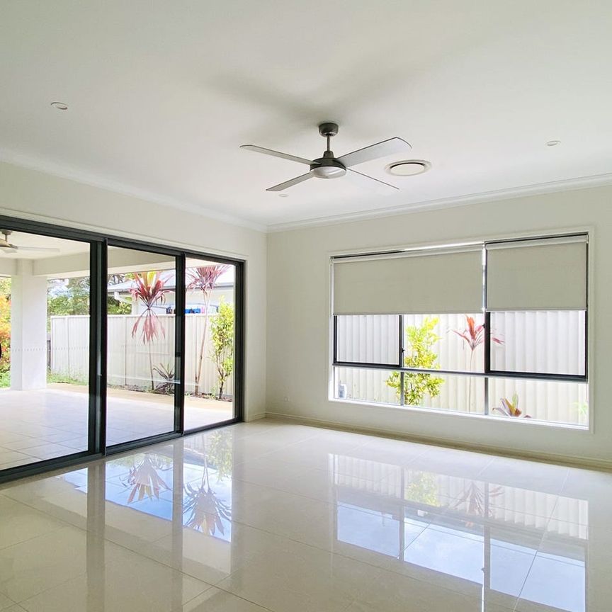 Beautiful home adjacent to Pacific Harbour Golf & Country Club precinct. - Photo 1