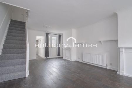 3 bedroom terraced house to rent - Photo 2