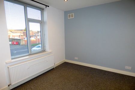 2 bed flat to rent in Charnwood Gardens, Gateshead, NE9 - Photo 2