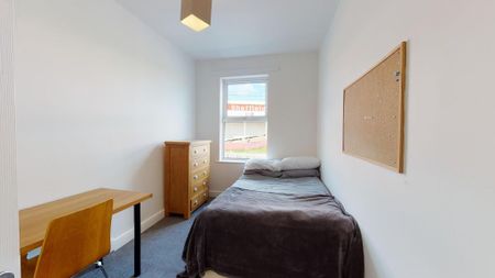 6 bedroom house to rent - Photo 5