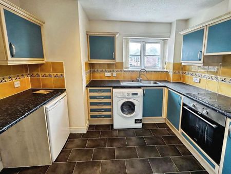 2 bedroom flat to rent - Photo 4