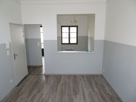 Location appartement 3 pièces, 56.32m², Carcassonne - Photo 2