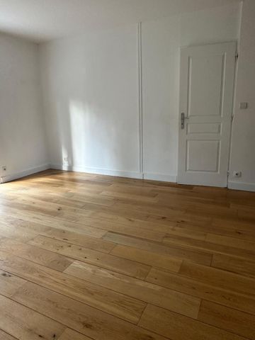 Location Appartement 4 pièces 74m² CALUIRE ET CUIRE 69300 - Photo 5