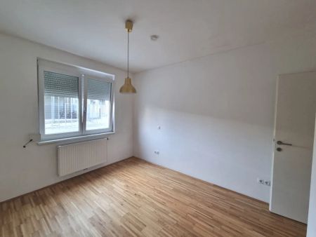Großzügig & gut aufgeteilt Hübsche 2-Zimmer-Wohnung Nähe Albert-Schweitzer-Klinik - Photo 2