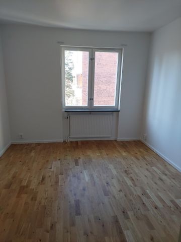 Norra Storängsvägen, Finspång - Photo 2