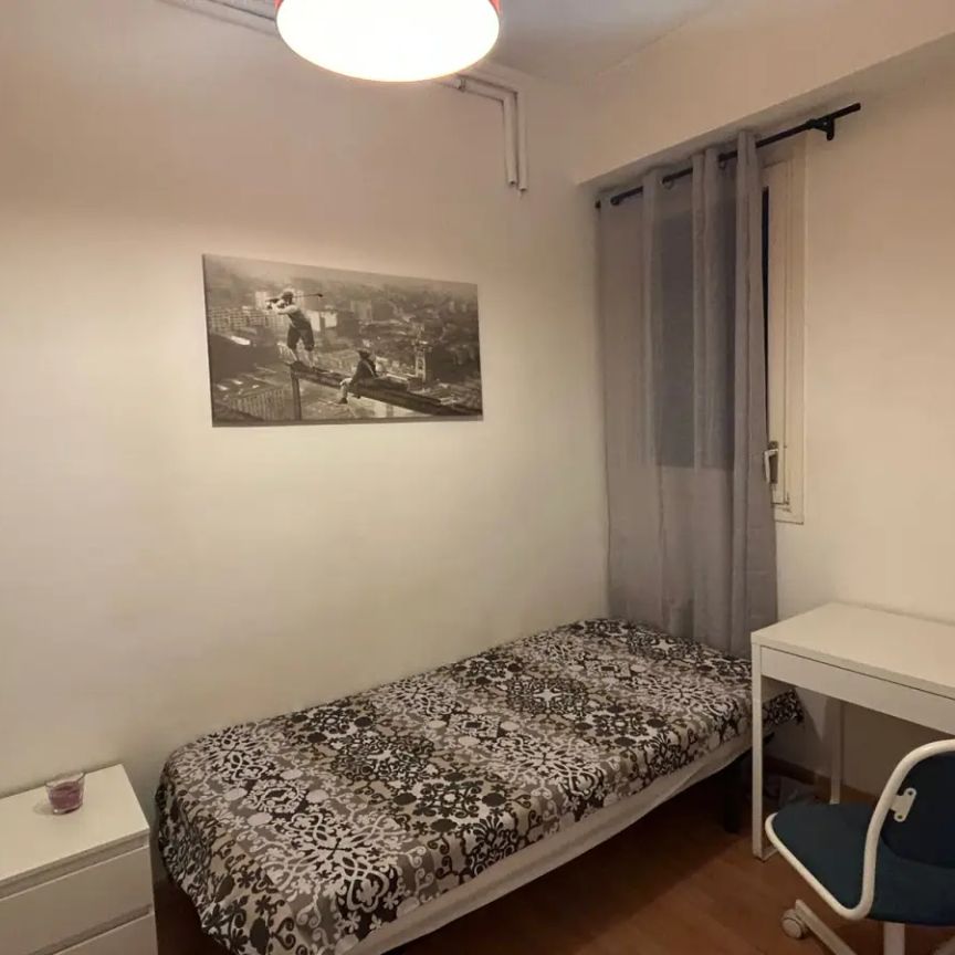 Shared apartment in Barcelona - Foto 1