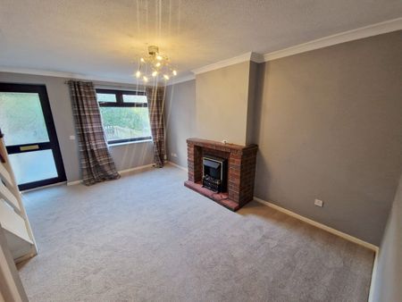 2 bedroom terraced house to rent - Photo 3