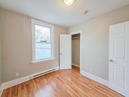 For Lease - 38 Olive Avenue Unit# Main, Oshawa, Ontario - Photo 5