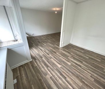 Gemütliche 1-Zimmer Wohnung mit Balkon und Einbauküche in Berlin We... - Photo 1