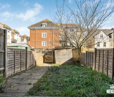 King Edward Avenue - Photo 2
