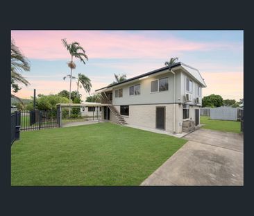 Family House with Spacious Yard! - Photo 6