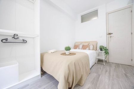 Carrer de Pere Cabanes, Valencia, Valencian Community 46019 - Photo 5