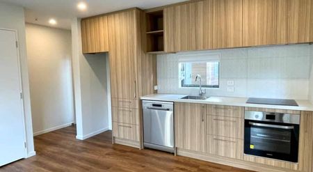 2 Bedroom 1.5 Bathroom Townhouse - Photo 2