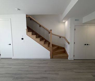 For Lease - 210 Ellis Avenue, St. Catharines, Ontario - Photo 3