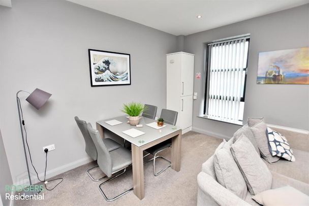 Apartment 2 34 Upper Newtownards Road, Belfast, BT4 3EL - Photo 1