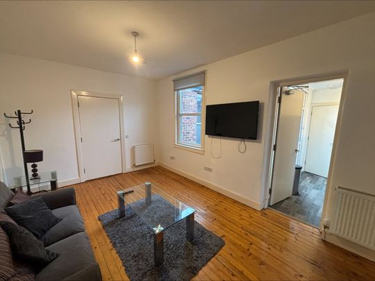 1 bedroom apartment to rent - Photo 1