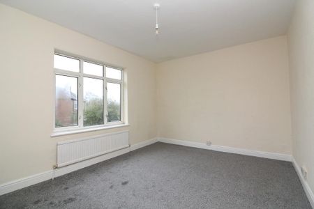 2 bedroom semi-detached house to rent - Photo 5