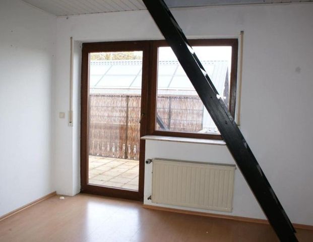 Helle 4 Zimmer Wohnung mit Balkon, ihr Sprung in ein neues Wohngefühl ! - Photo 1