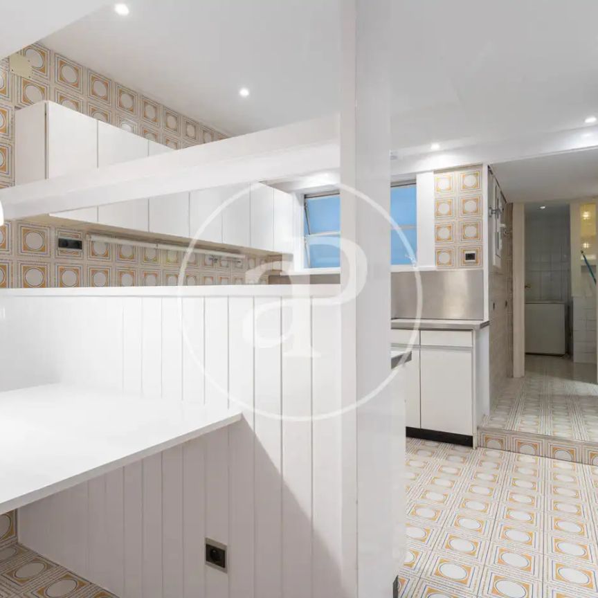 Piso de alquiler en Carrer de Loreto, Barri de les Corts - Photo 1
