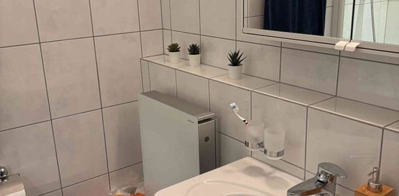 2.5 Zimmer, 55 m², EG - Foto 2