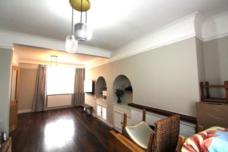 3 bedroom terraced house to rent - Photo 5