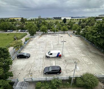 ++Geräumige 1-RW mit riesigem Balkon und bester Aussicht++ - Photo 1