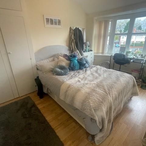 5 bedroom private hall to rent - Photo 1