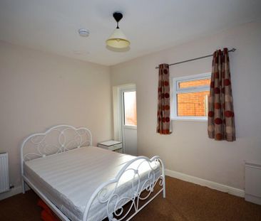 5 bedroom detached house to rent - Photo 6