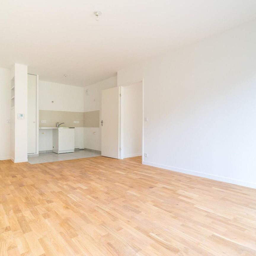 location Appartement T2 DE 45m² À VILLIERS SUR MARNE - Photo 1