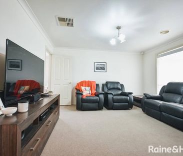 Family Home in Tatton - Photo 4