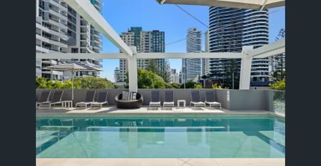 Broadbeach 1-Bed with Pool, Gym, Walk to the Beach with Car Park- Flexible furnished lease options available, 3-6 month lease options are available. - Photo 3